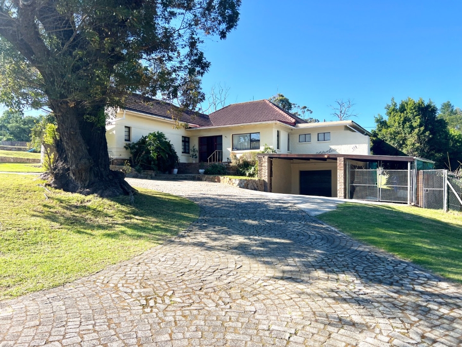 4 Bedroom Property for Sale in Sunridge Park Eastern Cape